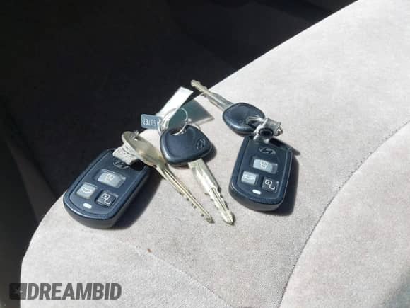 2004 Hyundai Sonata с VIN KMHWF25S94A048669, выставлен на аукционе IAAI как лот 42109535 с пробегом 157 687 миль миль и . История ставок и продаж доступна на DreamBid. Изображение 11.