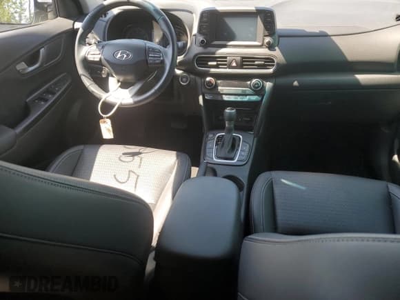 ✅ 2021 Hyundai Kona Limited • VIN: KM8K33A51MU623469 • Лот: 52187124. Опубликован ранее на Copart с пробегом 15 559 миль. Бесплатный доступ к архиву аукционных продаж из США и подробный отчёт об истории автомобиля на DreamBid. Изображение 8.