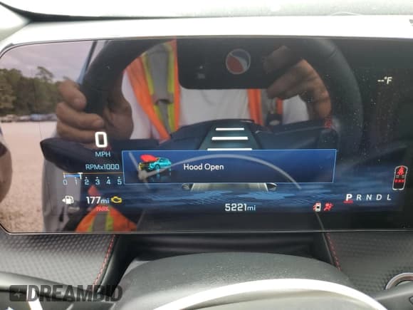 ✅ 2025 Chevrolet Equinox FWD RS • VIN: 3GNAXLEG7SL159148 • Lot: 71194425. Wystawiony na Copart z przebiegiem 5 221 mil. Bezpłatny archiwum sprzedaży aukcyjnych z USA i szczegółowy raport historii pojazdu na DreamBid. Zdjęcie 9.