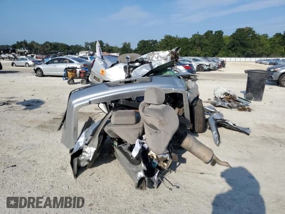 ✅ 2003 Chevrolet Impala • VIN: 2G1WF55E139153094 • Lot: 85886405. Wystawiony na Copart z przebiegiem Nie podano. Bezpłatny archiwum sprzedaży aukcyjnych z USA i szczegółowy raport historii pojazdu na DreamBid. Zdjęcie 6.