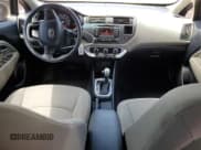 ✅ 2015 Kia Rio EX • VIN: KNADN5A39F6457613 • Лот: 52762885. Опубликован ранее на Copart с пробегом 50 648 миль. Бесплатный доступ к архиву аукционных продаж из США и подробный отчёт об истории автомобиля на DreamBid. Изображение 8.