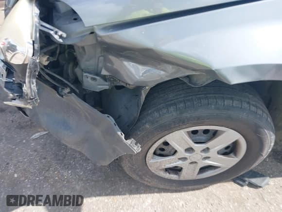 ✅ 2005 Chevrolet Equinox LS • VIN: 2CNDL13FX56135415 • Лот: 42525351. Опубликован ранее на IAAI с пробегом 163 599 миль. Бесплатный доступ к архиву аукционных продаж из США и подробный отчёт об истории автомобиля на DreamBid. Изображение 6.