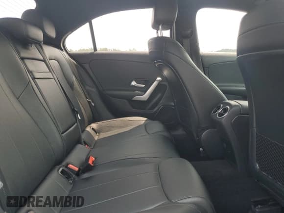 ✅ 2021 Mercedes-Benz A 220 • VIN: W1K3G4FB7MJ287688 • Лот: 67597075. Опубликован ранее на Copart с пробегом 150 850 миль. Бесплатный доступ к архиву аукционных продаж из США и подробный отчёт об истории автомобиля на DreamBid. Изображение 10.