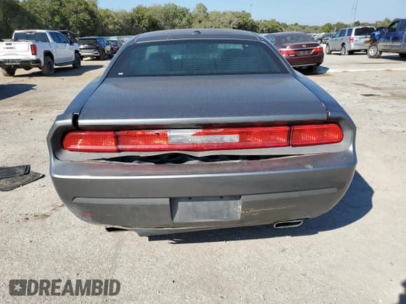 ✅ 2012 Dodge Challenger SXT • VIN: 2C3CDYAG9CH268724 • Лот: 82285255. Опубликован ранее на Copart с пробегом 164 460 миль. Бесплатный доступ к архиву аукционных продаж из США и подробный отчёт об истории автомобиля на DreamBid. Изображение 6.