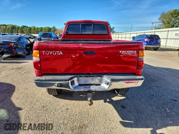 ✅ 2002 Toyota Tacoma PreRunner • VIN: 5TESN92N92Z897457 • Lot: 95911885. Listed on Copart with 170,314 mi. Free auction sales archive from the USA and detailed vehicle history report at DreamBid. Image 6.