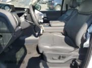 ✅ 2025 Ford Expedition Active • VIN: 1FMJU1J89SEA19568 • Lot: 81621735. Wystawiony na Copart z przebiegiem 11 864 mil. Bezpłatny archiwum sprzedaży aukcyjnych z USA i szczegółowy raport historii pojazdu na DreamBid. Zdjęcie 7.