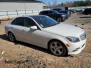 ✅ 2011 Mercedes-Benz C 300 Sport • VIN: WDDGF8BB8BR153319 • Lot: 92287105. Wystawiony na Copart z przebiegiem 155 424 mil. Bezpłatny archiwum sprzedaży aukcyjnych z USA i szczegółowy raport historii pojazdu na DreamBid. Zdjęcie 4.