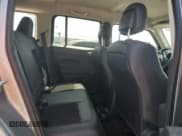 ✅ 2017 Jeep Patriot Sport SE • VIN: 1C4NJPBA8HD213333 • Lot: 65633645. Listed on Copart with 91,648 mi. Free auction sales archive from the USA and detailed vehicle history report at DreamBid. Image 11.