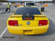 ✅ 2006 Ford Mustang Standard • VIN: 1ZVHT80N065151143 • Lot: 43535514. Listed on IAAI with 178,420 mi. Free auction sales archive from the USA and detailed vehicle history report at DreamBid. Image 17.