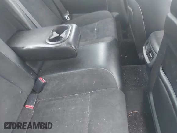 ✅ 2017 Dodge Challenger R/T • VIN: 2C3CDZBT9HH572712 • Лот: 42482868. Опубликован ранее на IAAI с пробегом 79 320 миль. Бесплатный доступ к архиву аукционных продаж из США и подробный отчёт об истории автомобиля на DreamBid. Изображение 8.