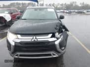 ✅ 2020 Mitsubishi Outlander SE • VIN: JA4AD3A3XLZ030751 • Lot: 43537766. Listed on IAAI with 126,866 mi. Free auction sales archive from the USA and detailed vehicle history report at DreamBid. Image 12.
