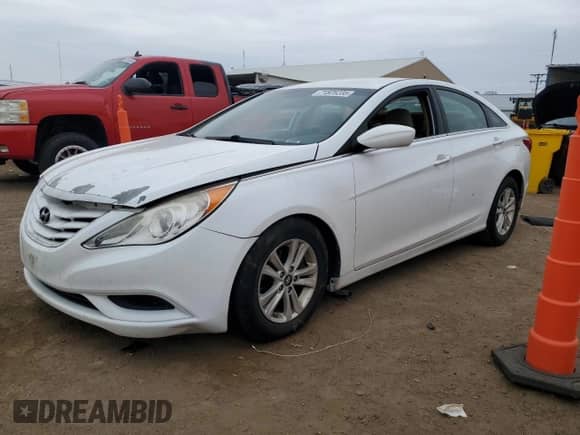 2013 Hyundai Sonata GLS с VIN 5NPEB4AC1DH697834, выставлен на аукционе Copart как лот 71825235 с пробегом 115 726 миль миль и Списание • Salvage title. История ставок и продаж доступна на DreamBid. Изображение 1.