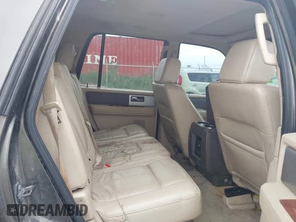 ✅ 2008 Ford Expedition Eddie Bauer • VIN: 1FMFU185X8LA62757 • Lot: 42358598. Listed on IAAI with Not provided. Free auction sales archive from the USA and detailed vehicle history report at DreamBid. Image 8.