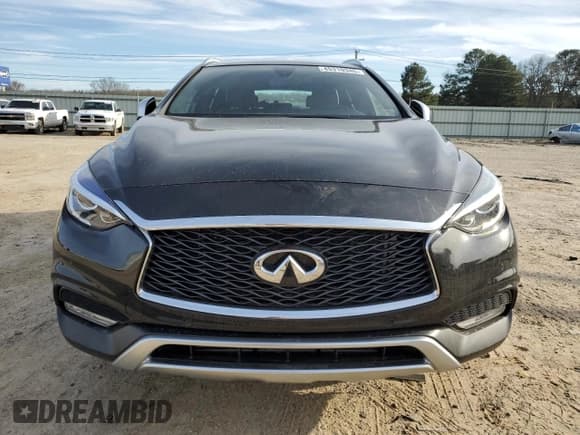 ✅ 2018 Infiniti QX30 Luxury • VIN: SJKCH5CR1JA044207 • Lot: 45310345. Listed on Copart with Not provided. Free auction sales archive from the USA and detailed vehicle history report at DreamBid. Image 5.