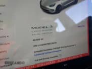 ✅ 2022 Tesla Model 3 Long Range • VIN: 5YJ3E1EB7NF278174 • Lot: 92685695. Wystawiony na Copart z przebiegiem 46 500 mil. Bezpłatny archiwum sprzedaży aukcyjnych z USA i szczegółowy raport historii pojazdu na DreamBid. Zdjęcie 9.