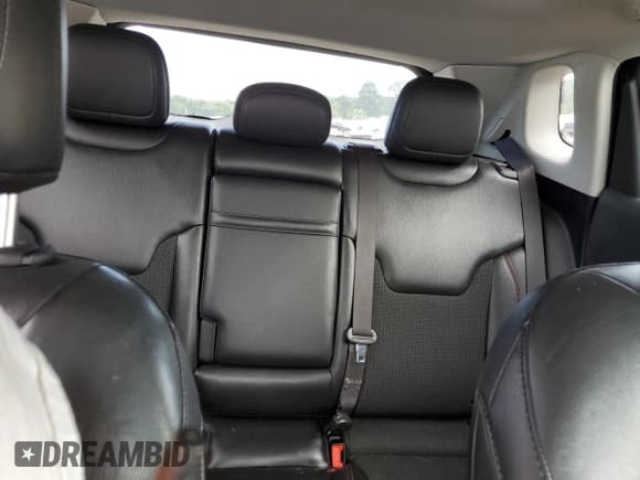 ✅ 2019 Jeep Compass Trailhawk • VIN: 3C4NJDDB8KT671539 • Lot: 69605485. Listed on Copart with 119,967 mi. Free auction sales archive from the USA and detailed vehicle history report at DreamBid. Image 10.