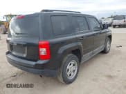 ✅ 2011 Jeep Patriot Latitude • VIN: 1J4NT1GAXBD119715 • Lot: 43808177. Listed on IAAI with 126,881 mi. Free auction sales archive from the USA and detailed vehicle history report at DreamBid. Image 4.