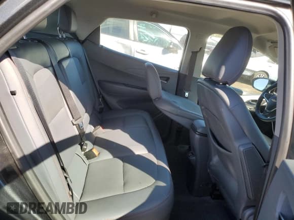 ✅ 2018 Chevrolet Bolt EV Premier • VIN: 1G1FX6S05J4132504 • Лот: 70434384. Опубликован ранее на Copart с пробегом 38 677 миль. Бесплатный доступ к архиву аукционных продаж из США и подробный отчёт об истории автомобиля на DreamBid. Изображение 10.