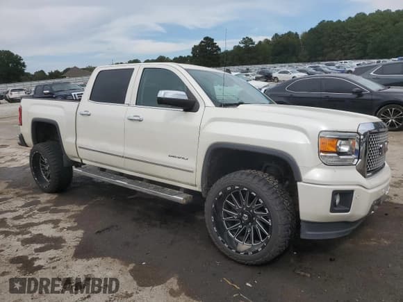 ✅ 2014 GMC Sierra 1500 Denali • VIN: 3GTU2WEC7EG405177 • Lot: 84484905. Wystawiony na Copart z przebiegiem 152 824 mil. Bezpłatny archiwum sprzedaży aukcyjnych z USA i szczegółowy raport historii pojazdu na DreamBid. Zdjęcie 4.