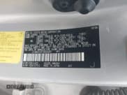 ✅ 2007 Lexus RX 350 • VIN: JTJGK31U270006689 • Lot: 41638323. Wystawiony na IAAI z przebiegiem 210 381 mil. Bezpłatny archiwum sprzedaży aukcyjnych z USA i szczegółowy raport historii pojazdu na DreamBid. Zdjęcie 9.