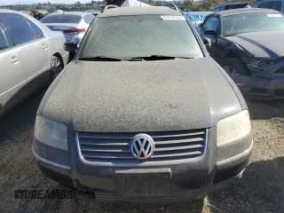 ✅ 2002 Volkswagen Passat GLX • VIN: WVWWH63B92E258459 • Lot: 57512494. Wystawiony na Copart z przebiegiem 188 734 mil. Bezpłatny archiwum sprzedaży aukcyjnych z USA i szczegółowy raport historii pojazdu na DreamBid. Zdjęcie 5.