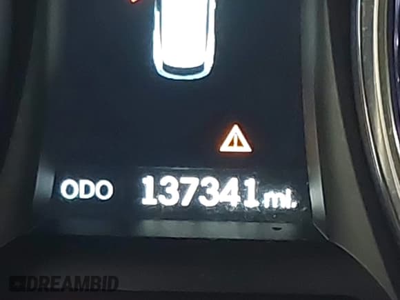 ✅ 2016 Hyundai Santa Fe • VIN: 5XYZUDLB5GG319835 • Лот: 43195919. Опубликован ранее на IAAI с пробегом 137 341 миль. Бесплатный доступ к архиву аукционных продаж из США и подробный отчёт об истории автомобиля на DreamBid. Изображение 16.