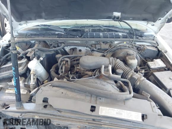 ✅ 2000 Chevrolet S-10 LS • VIN: 1GCCS14W5Y8198860 • Лот: 42696217. Опубликован ранее на IAAI с пробегом 150 213 миль. Бесплатный доступ к архиву аукционных продаж из США и подробный отчёт об истории автомобиля на DreamBid. Изображение 10.