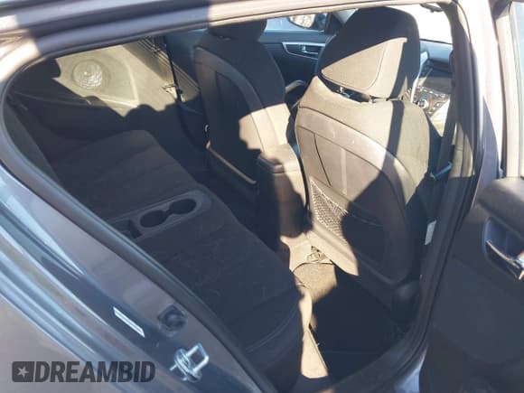 ✅ 2014 Hyundai Veloster • VIN: KMHTC6AD6EU204015 • Lot: 41318917. Wystawiony na IAAI z przebiegiem 77 355 mil. Bezpłatny archiwum sprzedaży aukcyjnych z USA i szczegółowy raport historii pojazdu na DreamBid. Zdjęcie 8.