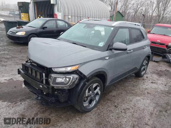 ✅ 2021 Hyundai Venue Denim • VIN: KMHRC8A38MU098601 • Lot: 41475810. Listed on IAAI with 132,647 mi. Free auction sales archive from the USA and detailed vehicle history report at DreamBid. Image 2.