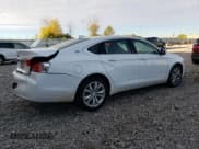 ✅ 2017 Chevrolet Impala LT • VIN: 2G1105S39H9176614 • Лот: 74815134. Опубликован ранее на Copart с пробегом 88 478 миль. Бесплатный доступ к архиву аукционных продаж из США и подробный отчёт об истории автомобиля на DreamBid. Изображение 3.