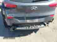 ✅ 2019 Hyundai Tucson Value • VIN: KM8J3CA44KU997932 • Lot: 43207015. Wystawiony na IAAI z przebiegiem 76 383 mil mil. Skorzystaj z bezpłatnego archiwum sprzedaży aukcyjnych z USA i zobacz szczegółowy raport historii pojazdu na DreamBid. Zdjęcie 6.