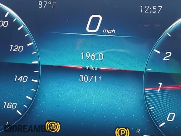 ✅ 2021 Mercedes-Benz GLB 250 • VIN: W1N4M4GB7MW085712 • Lot: 43654592. Listed on IAAI with 30,711 mi. Free auction sales archive from the USA and detailed vehicle history report at DreamBid. Image 16.