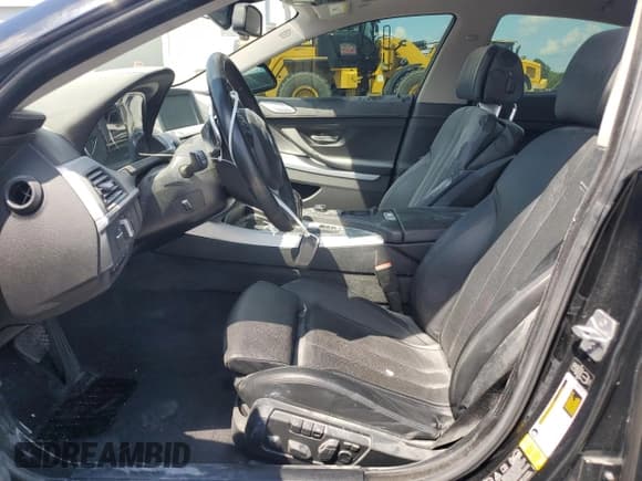 ✅ 2014 BMW 6 Series 650i xDrive • VIN: WBA6B4C52ED099145 • Лот: 68951295. Опубликован ранее на Copart с пробегом 83 933 миль. Бесплатный доступ к архиву аукционных продаж из США и подробный отчёт об истории автомобиля на DreamBid. Изображение 7.