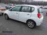 2011 Chevrolet Aveo 1LT z VIN KL1TD6DE4BB142084, wystawiony jako IAAI lot #41494751 z przebiegiem 212 720 mil mil oraz . Historia ofert i sprzedaży dostępna na DreamBid. Obrazek 3.