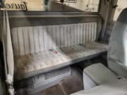 ✅ 1993 GMC Sierra 1500 • VIN: 1GTHC39F2PE543530 • Lot: 83612804. Wystawiony na Copart z przebiegiem 200 011 mil. Bezpłatny archiwum sprzedaży aukcyjnych z USA i szczegółowy raport historii pojazdu na DreamBid. Zdjęcie 10.