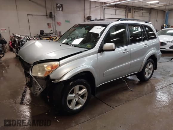 ✅ 2004 Toyota RAV4 • VIN: JTEHD20V246018528 • Lot: 43147354. Listed on IAAI with 205,590 mi. Free auction sales archive from the USA and detailed vehicle history report at DreamBid. Image 17.