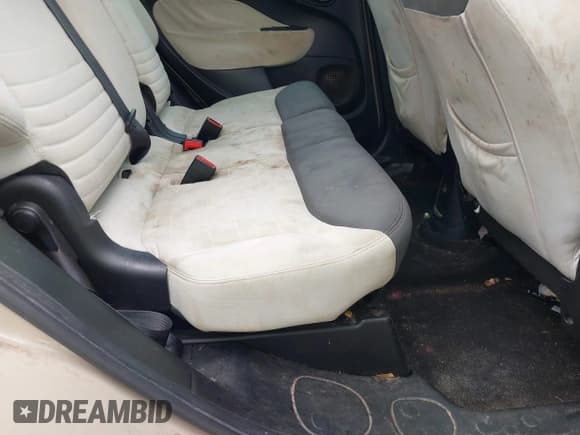 ✅ 2014 FIAT 500L Easy • VIN: ZFBCFABH1EZ012569 • Лот: 43310355. Опубликован ранее на IAAI с пробегом 128 566 миль. Бесплатный доступ к архиву аукционных продаж из США и подробный отчёт об истории автомобиля на DreamBid. Изображение 8.