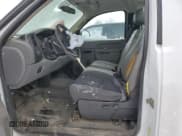 ✅ 2011 Chevrolet Silverado 2500HD Work Truck • VIN: 1GC0CVCGXBF196638 • Lot: 82543004. Wystawiony na Copart z przebiegiem Nie podano. Bezpłatny archiwum sprzedaży aukcyjnych z USA i szczegółowy raport historii pojazdu na DreamBid. Zdjęcie 7.