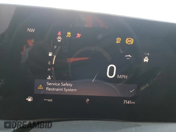 ✅ 2025 Buick Envista Avenir • VIN: KL47LCEP7SB172444 • Lot: 70647605. Wystawiony na Copart z przebiegiem 7 141 mil. Bezpłatny archiwum sprzedaży aukcyjnych z USA i szczegółowy raport historii pojazdu na DreamBid. Zdjęcie 9.