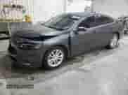 2018 Chevrolet Malibu LT z VIN 1G1ZD5ST7JF256661, wystawiony jako Copart lot #82763835 z przebiegiem 137 099 mil mil oraz Szkoda całkowita • Salvage title. Historia ofert i sprzedaży dostępna na DreamBid. Obrazek 1.