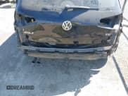 ✅ 2017 Volkswagen Golf S • VIN: 3VW217AU8HM027954 • Lot: 43016388. Listed on IAAI with 52,052 mi. Free auction sales archive from the USA and detailed vehicle history report at DreamBid. Image 19.