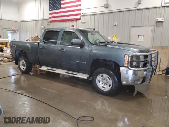 ✅ 2007 Chevrolet Silverado 2500HD 2LT • VIN: 1GCHK236X7F560723 • Лот: 68565425. Опубликован ранее на Copart с пробегом 285 139 миль. Бесплатный доступ к архиву аукционных продаж из США и подробный отчёт об истории автомобиля на DreamBid. Изображение 4.