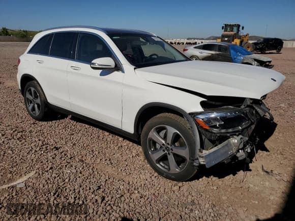 ✅ 2019 Mercedes-Benz GLC 300 • VIN: WDC0G4JB7KV128058 • Lot: 61676715. Wystawiony na Copart z przebiegiem 86 346 mil. Bezpłatny archiwum sprzedaży aukcyjnych z USA i szczegółowy raport historii pojazdu na DreamBid. Zdjęcie 4.