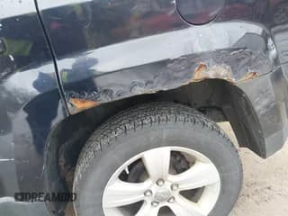 ✅ 2011 Jeep Patriot Latitude • VIN: 1J4NF1GB3BD155133 • Lot: 43746689. Wystawiony na IAAI z przebiegiem 135 071 mil. Bezpłatny archiwum sprzedaży aukcyjnych z USA i szczegółowy raport historii pojazdu na DreamBid. Zdjęcie 6.