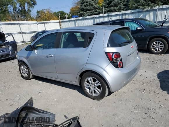 2015 Chevrolet Sonic LT с VIN 1G1JC6SG3F4102721, выставлен на аукционе Copart как лот 74031674 с пробегом 107 763 миль миль и Списание • Salvage title. История ставок и продаж доступна на DreamBid. Изображение 2.