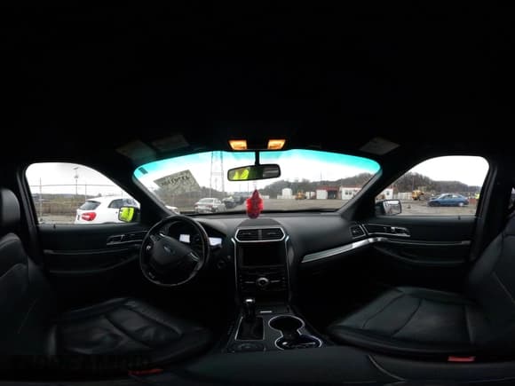 ✅ 2017 Ford Explorer Sport • VIN: 1FM5K8GT4HGB13530 • Lot: 43793305. Wystawiony na IAAI z przebiegiem 117 377 mil. Bezpłatny archiwum sprzedaży aukcyjnych z USA i szczegółowy raport historii pojazdu na DreamBid. Zdjęcie 19.