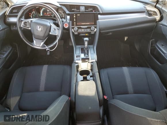 ✅ 2018 Honda Civic EX-T • VIN: 19XFC1F38JE000913 • Lot: 85712695. Listed on Copart with 54,363 mi. Free auction sales archive from the USA and detailed vehicle history report at DreamBid. Image 8.