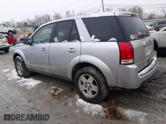 ✅ 2006 Saturn VUE • VIN: 5GZCZ63436S853783 • Lot: 44595675. Wystawiony na Copart z przebiegiem 161 742 mil. Bezpłatny archiwum sprzedaży aukcyjnych z USA i szczegółowy raport historii pojazdu na DreamBid. Zdjęcie 2.