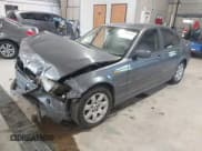 ✅ 2003 BMW 3 Series 325i • VIN: WBAAZ33403PH33803 • Lot: 42580500. Listed on IAAI with 148,910 mi. Free auction sales archive from the USA and detailed vehicle history report at DreamBid. Image 2.