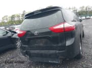 ✅ 2016 Toyota Sienna L • VIN: 5TDZK3DC7GS729787 • Lot: 42238339. Wystawiony na IAAI z przebiegiem Nie podano. Bezpłatny archiwum sprzedaży aukcyjnych z USA i szczegółowy raport historii pojazdu na DreamBid. Zdjęcie 15.